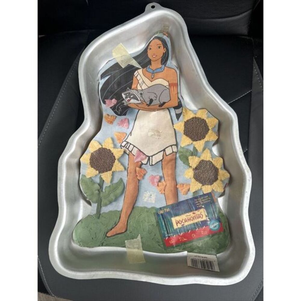 Vintage Wilton‎ Pocahontas Aluminum Cake Pan 1995